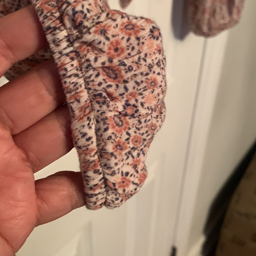 American Eagle Crop Top Floral Print Size M # 022 - Picture 4 of 7